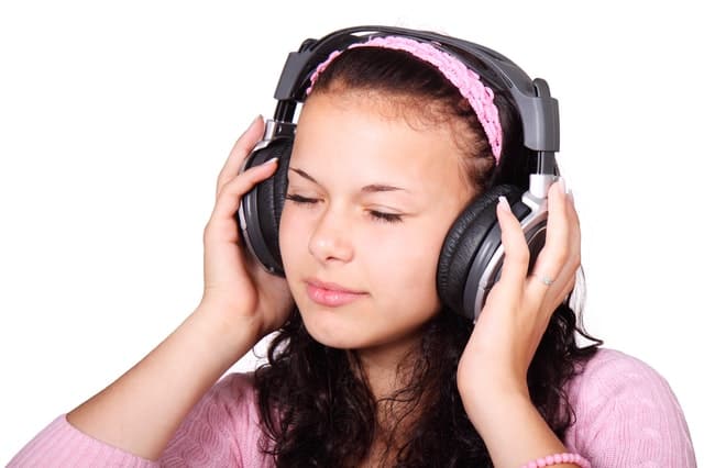 5 Benefits of Music Education