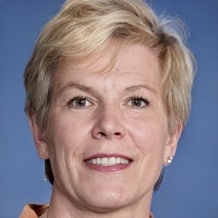 Claudia E.