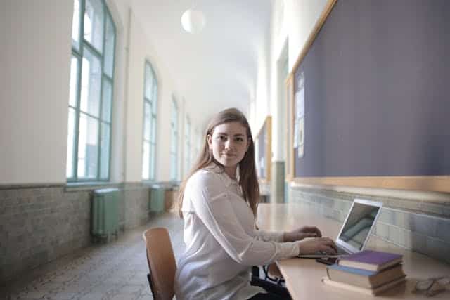 Encouraging Independence: Preparing Your Teen for Life After High School