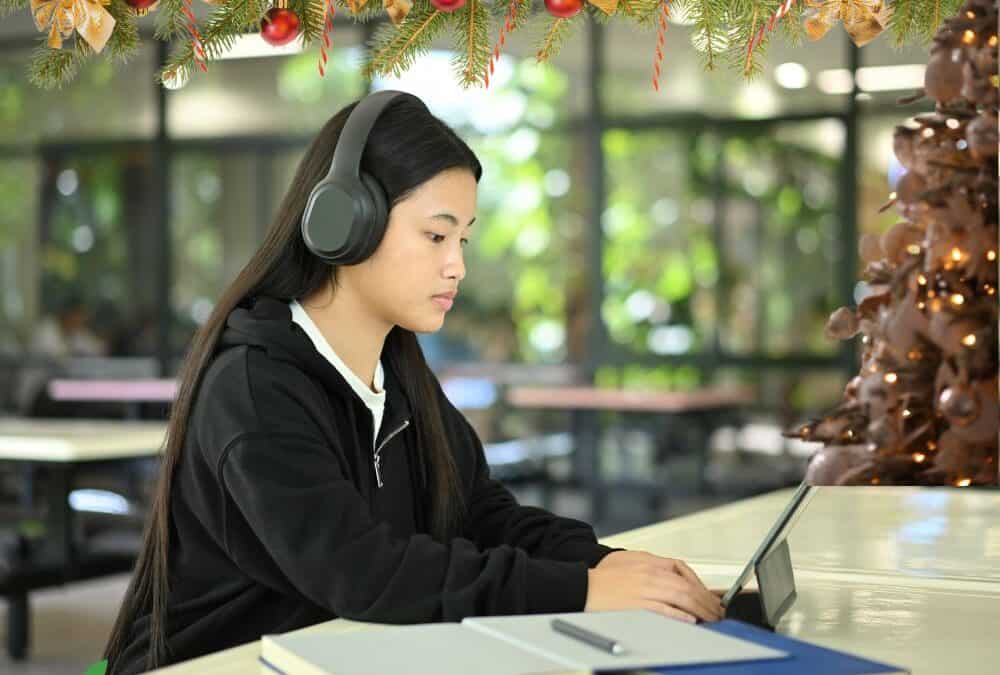 Academic Growth During Holidays: Smart Ways to Use Downtime